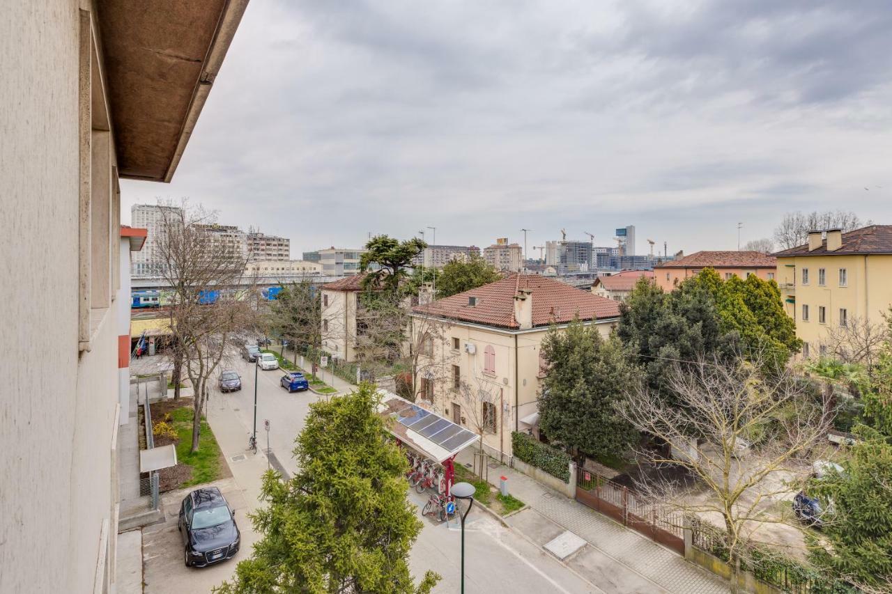 Rooms Vidar Train Station Marghera Exterior photo